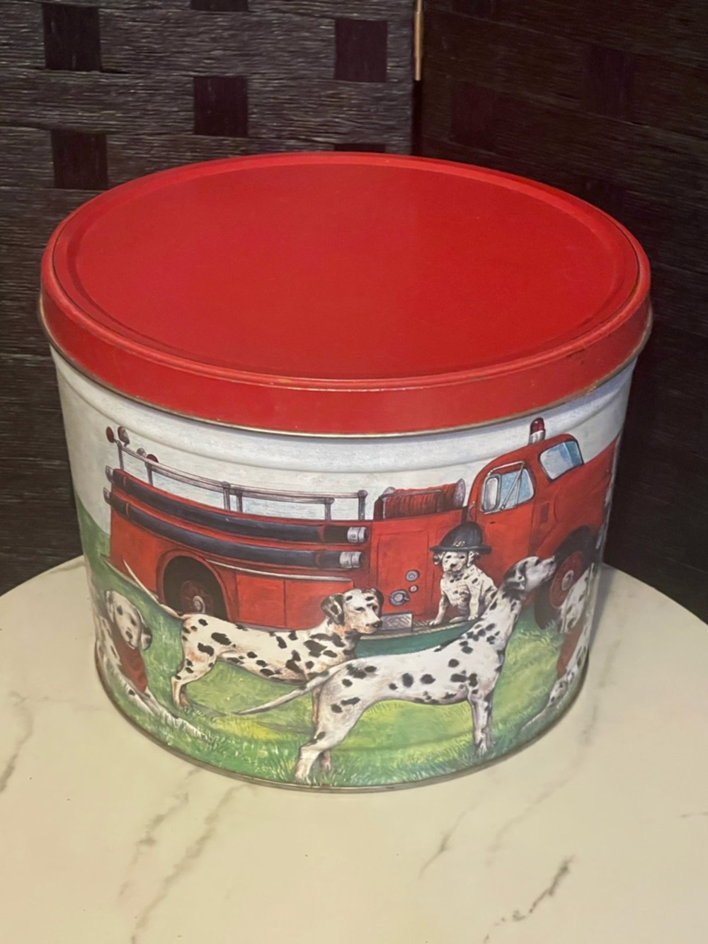 Bertels Can Company Fire Engine Dalmations Collectible Large Tin Collectible